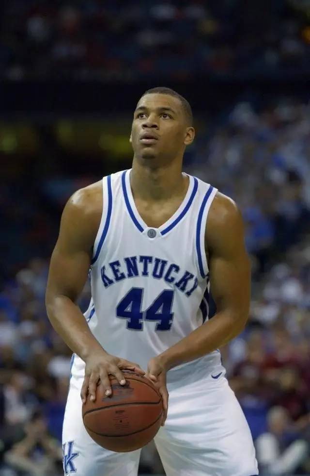 门将数次扑 门将数次扑