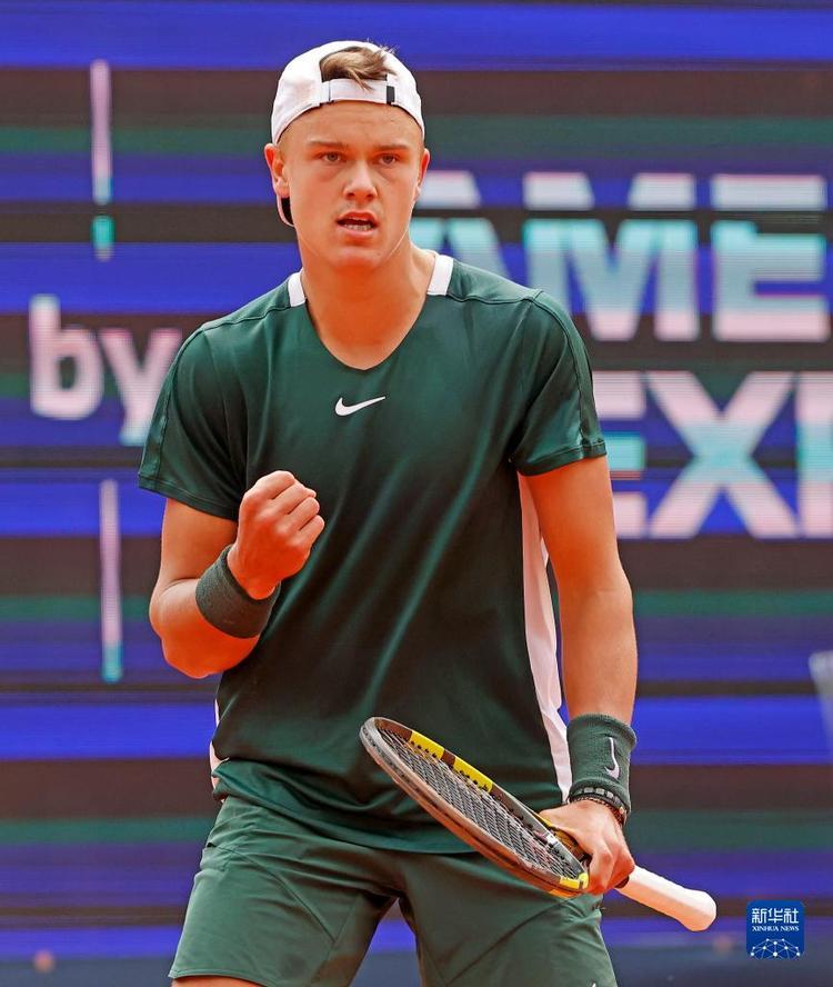 通过选择形 通过选择形