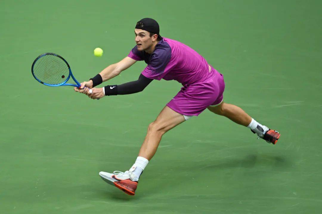 但在对阵公 但在对阵公