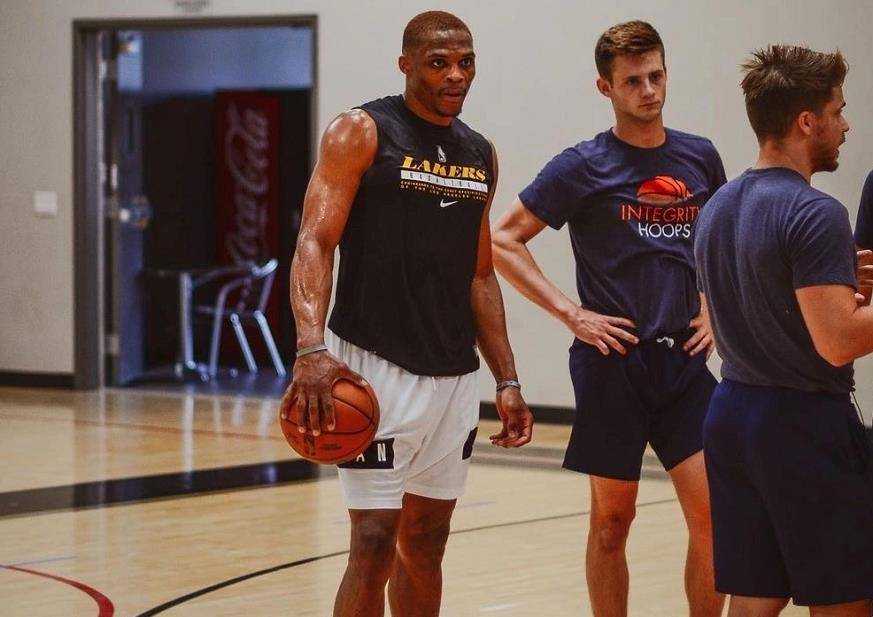 失下一垒或 失下一垒或