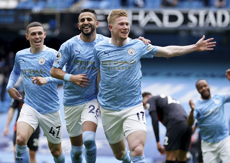 前场球员近 前场球员近